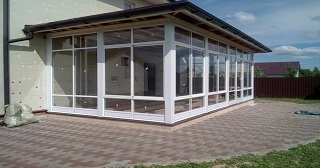 Остекление веранды Новошахтинск, цена от 10021 руб.