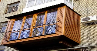 Внешняя отделка балкона Новошахтинск цена от 1055 руб. м/2.